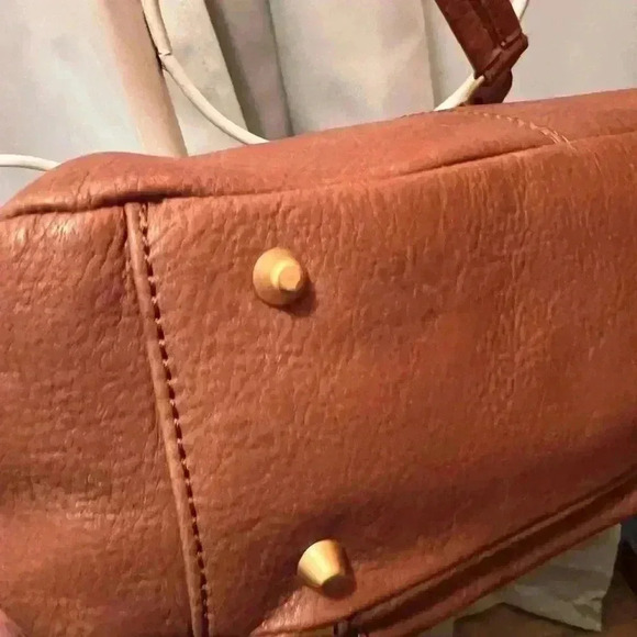 Stone Mountain buttery leather organizer handbag. - Picture 11 of 15